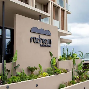 Hotel Radream &, Radhimë